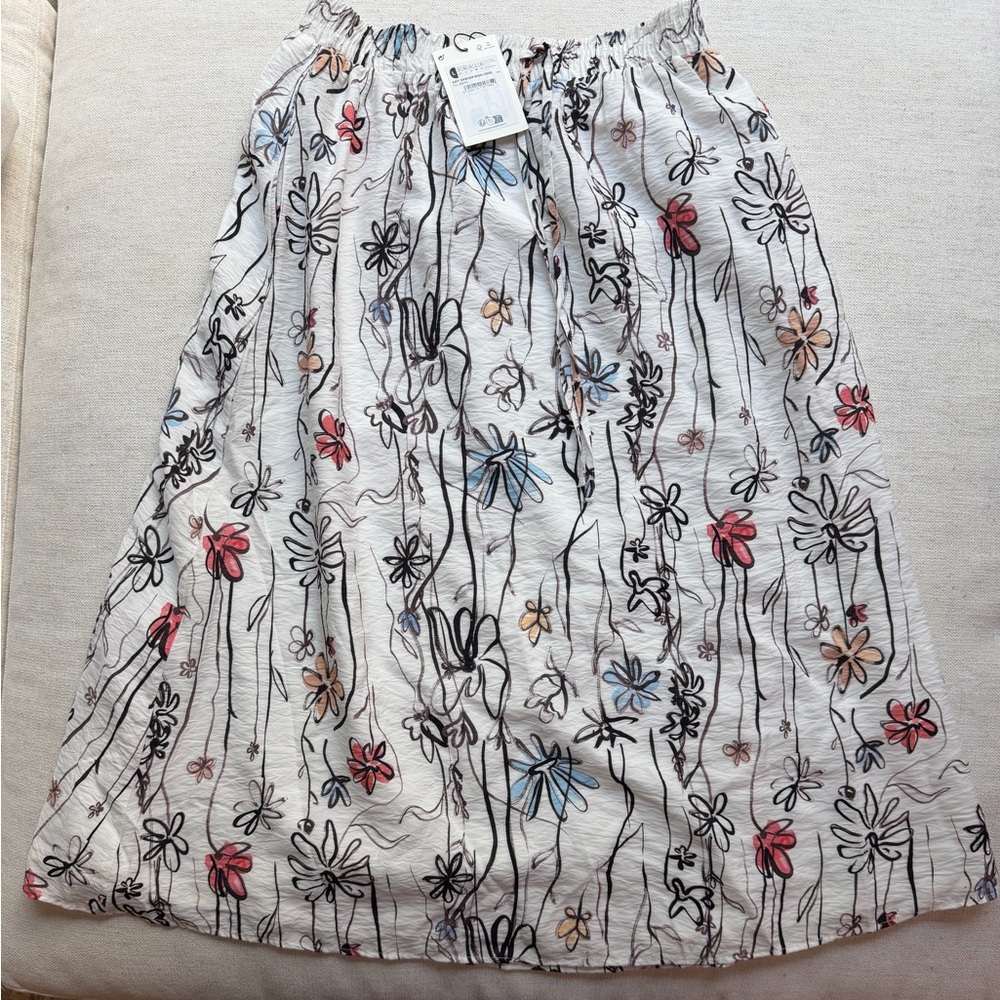 Desigual A-Line Skirt with Floral Patterns
